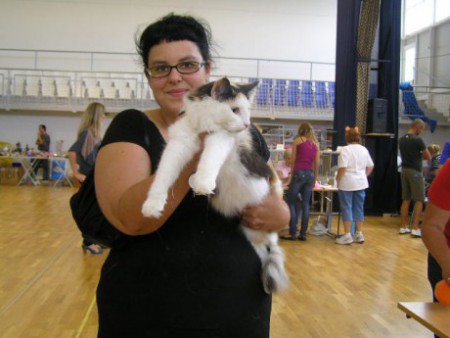 Autorom tejto fotografie je CHS Moon Starr Mija, SK